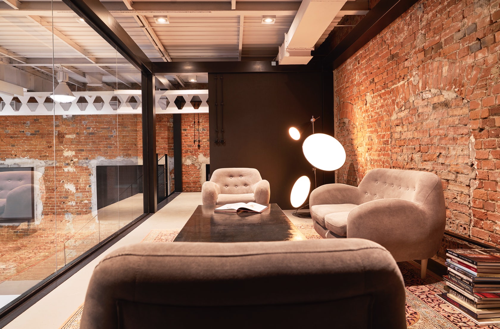 上海辦公室裝修懷舊風(fēng)格攝影棚裝修設(shè)計-第6張圖片-上海古都建筑設(shè)計集團(tuán) 上海辦公室裝修懷舊風(fēng)格攝影棚裝修設(shè)計-第6張圖片-上海古都建筑設(shè)計集團(tuán)