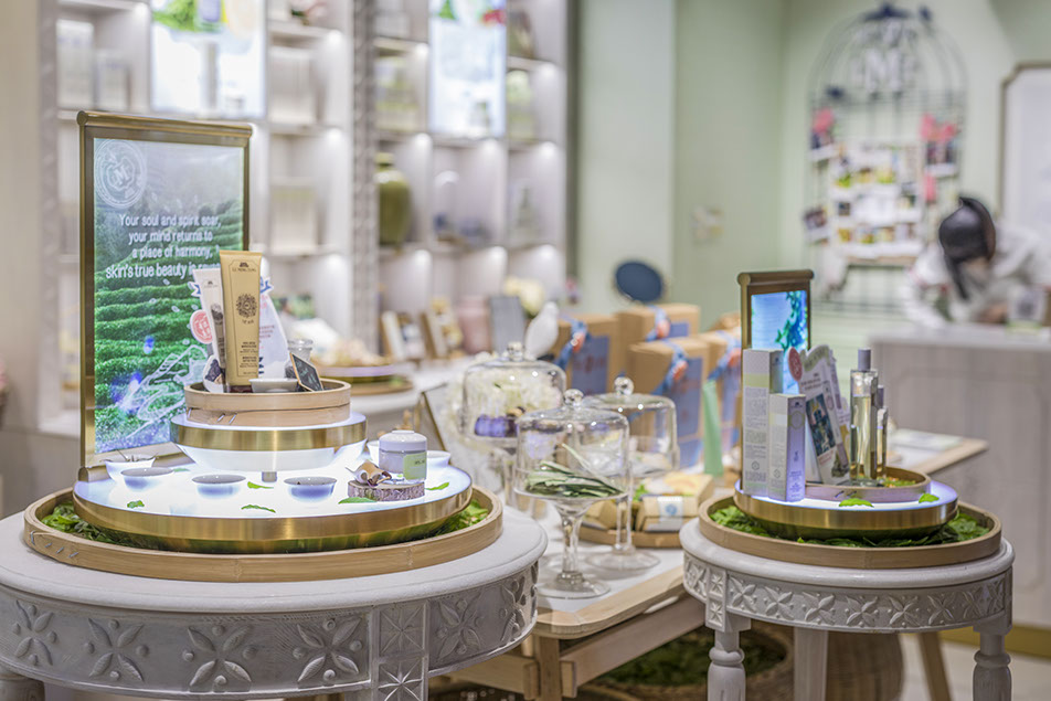 上海化妝品辦公室裝修設計-第1張圖片-上海古都建筑設計集團 上海化妝品辦公室裝修設計-第1張圖片-上海古都建筑設計集團