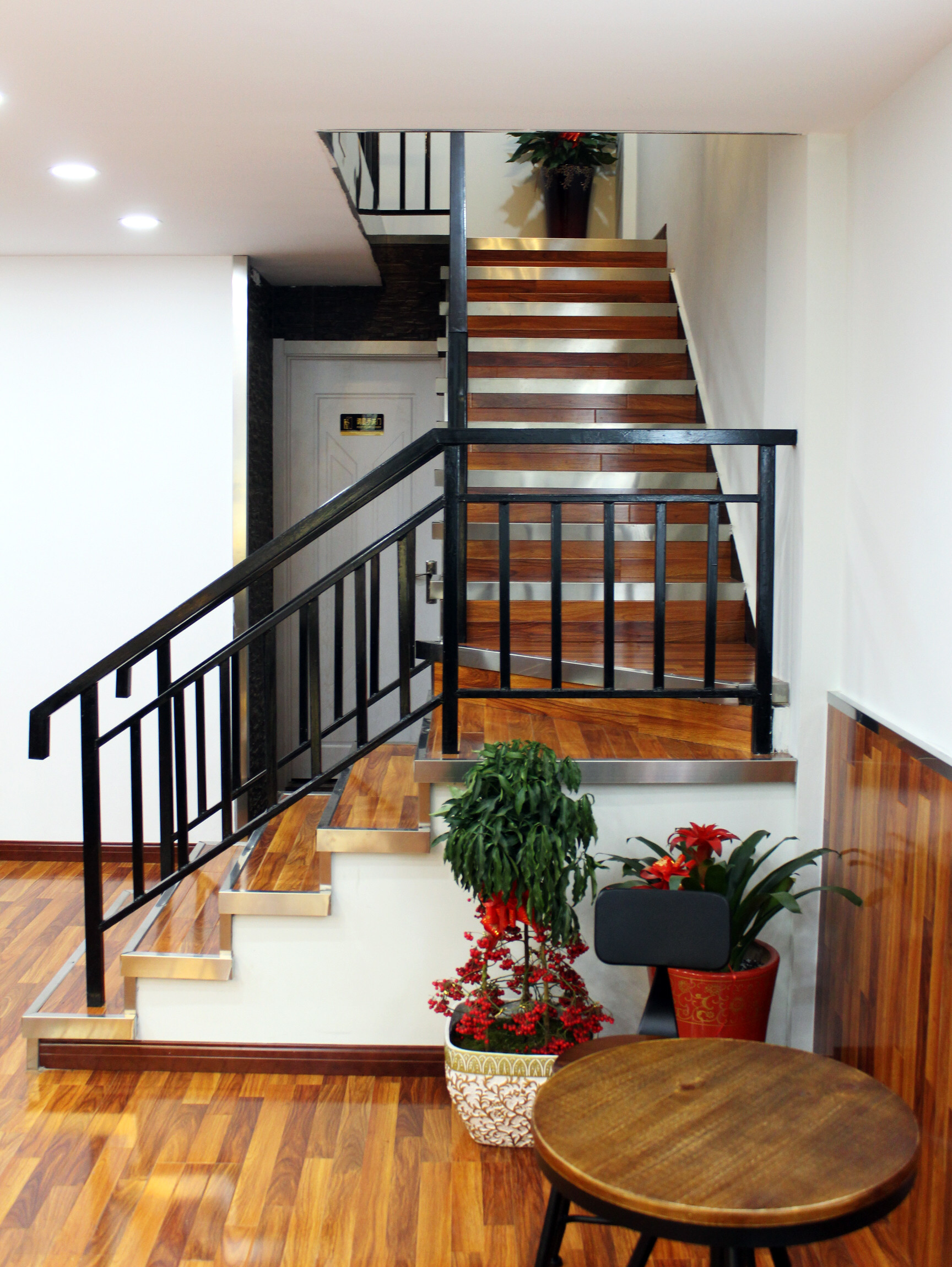 浦東新區loft工業風奶茶店裝修設計-第4張圖片-上海古都建筑設計集團