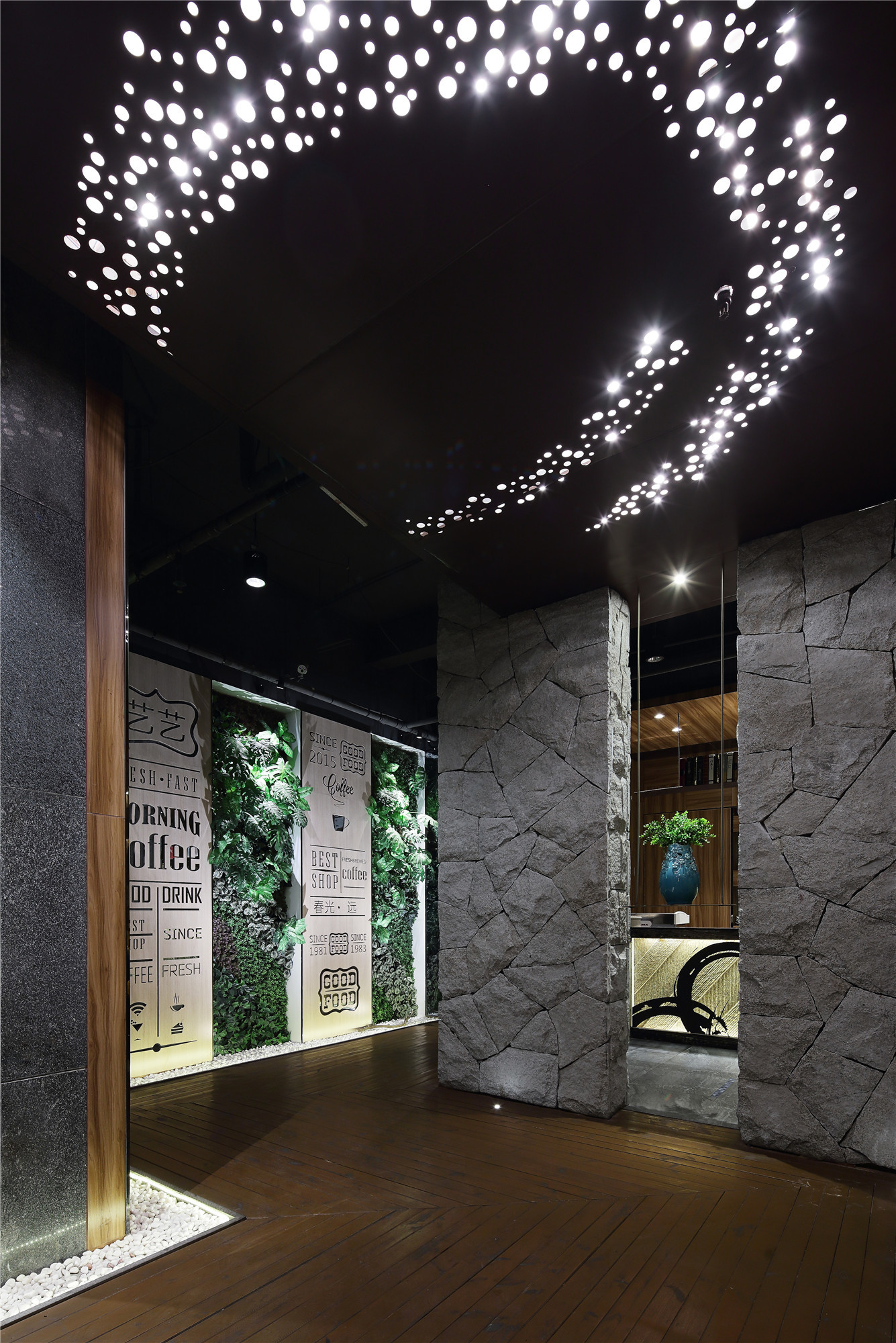 青浦區(qū)休閑咖啡廳裝修設(shè)計(jì)-第1張圖片-上海古都建筑設(shè)計(jì)集團(tuán)
