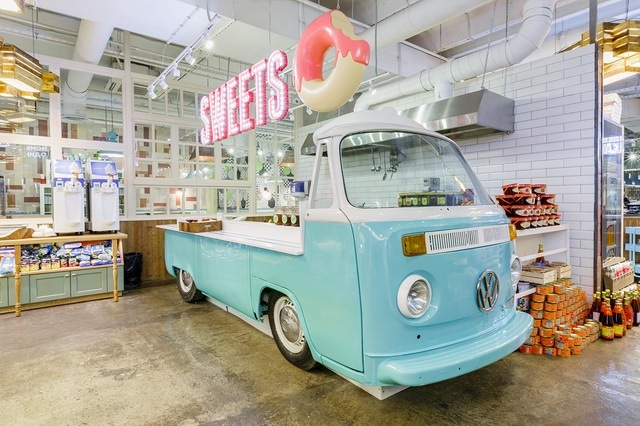 小型清新飲料店裝修設(shè)計-第5張圖片-上海古都建筑設(shè)計集團