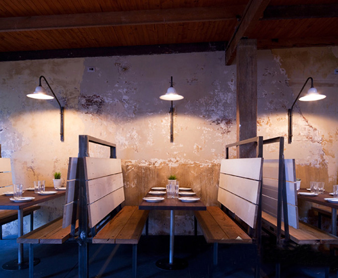 復(fù)古工業(yè)風(fēng)西餐廳裝修設(shè)計-第1張圖片-上海古都建筑設(shè)計集團