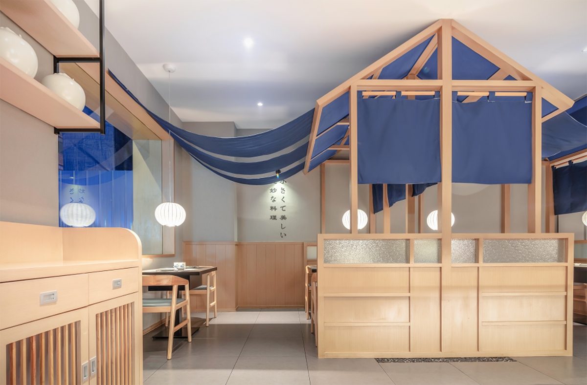 自然原木日式餐廳裝修設計-第1張圖片-上海古都建筑設計集團