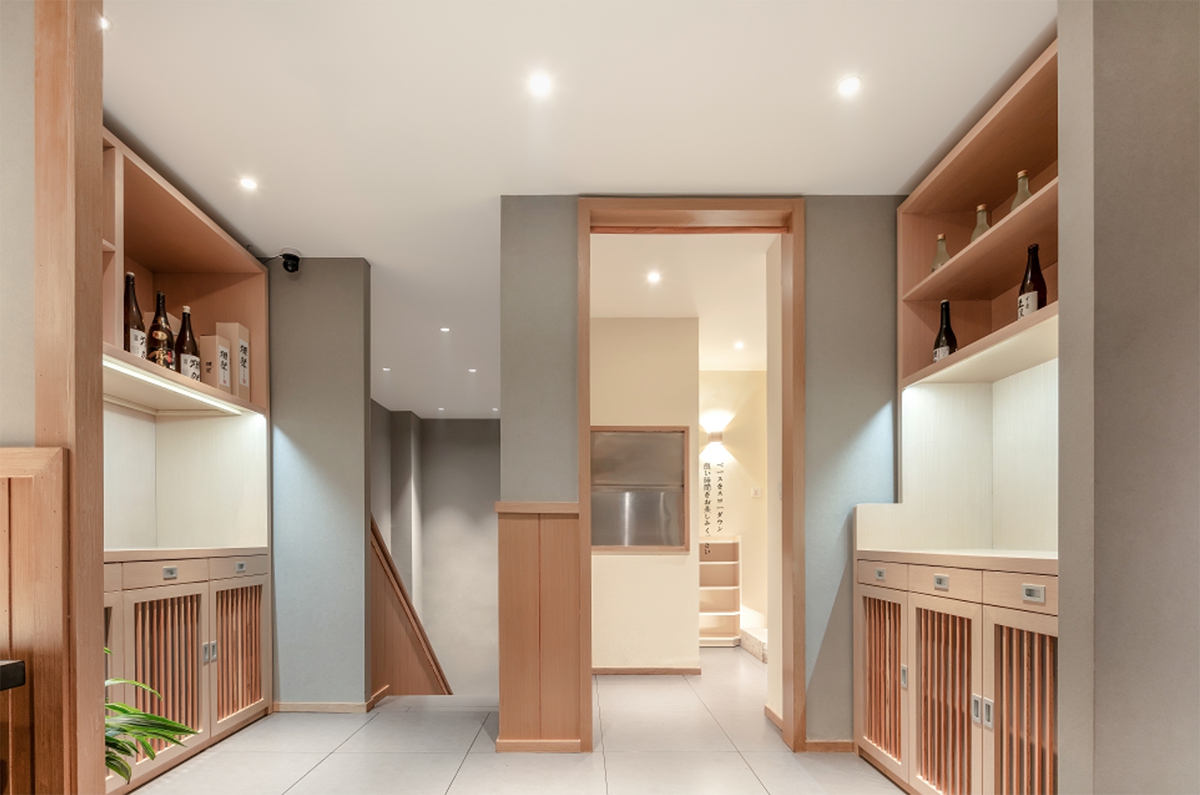 自然原木日式餐廳裝修設計-第3張圖片-上海古都建筑設計集團