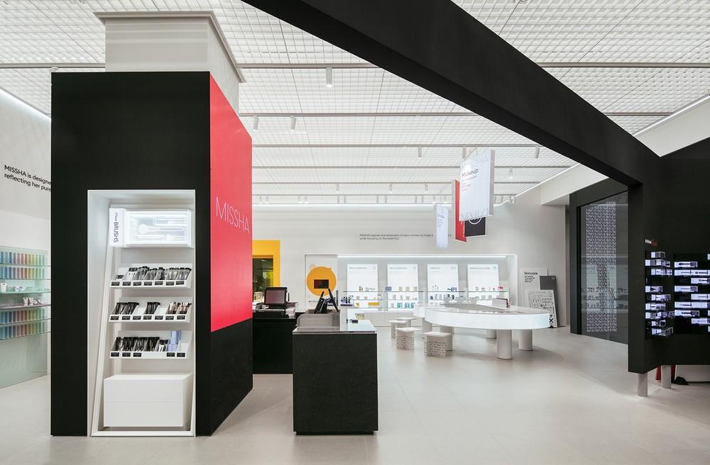 極簡風格化妝品店裝修設計-第2張圖片-上海古都建筑設計集團 極簡風格化妝品店裝修設計-第2張圖片-上海古都建筑設計集團