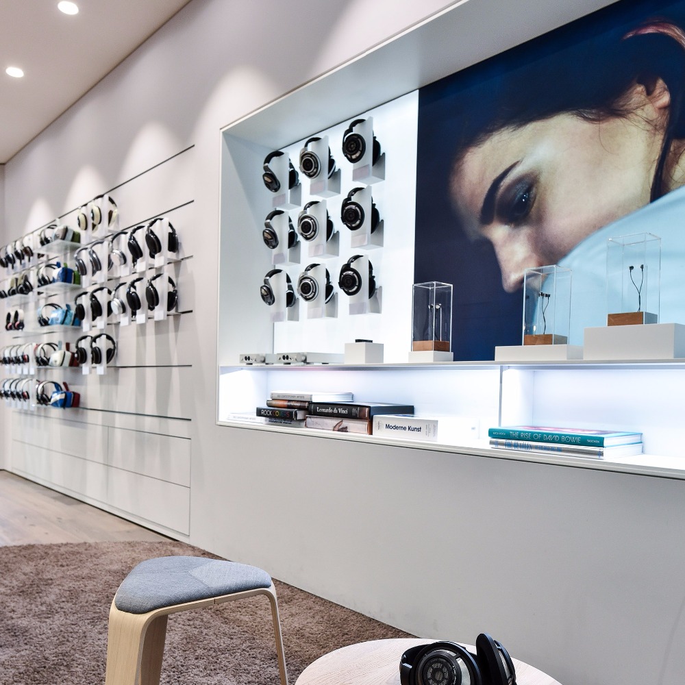 智能耳機(jī)營業(yè)廳裝修設(shè)計(jì)-第5張圖片-上海古都建筑設(shè)計(jì)集團(tuán)