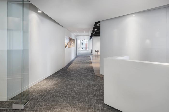 4800平米金融投資公司辦公室裝修設計方案-第4張圖片-上海古都建筑設計集團