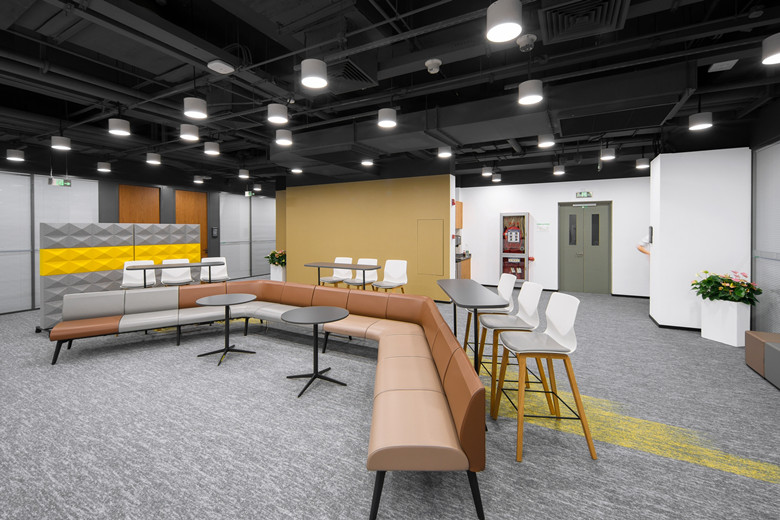 黃浦辦公室設計880平辦公室布局效果-第2張圖片-上海古都建筑設計集團 黃浦辦公室設計880平辦公室布局效果-第2張圖片-上海古都建筑設計集團