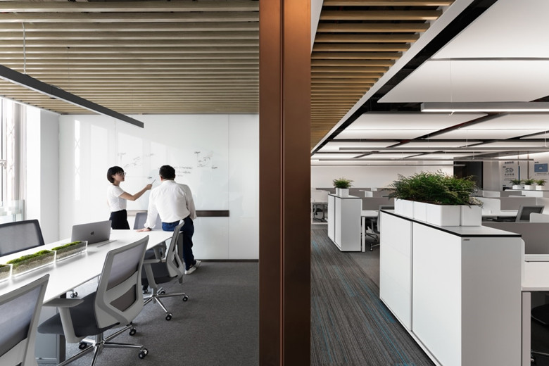 1700㎡科技研發(fā)公司辦公室裝修設(shè)計(jì)欣賞-第5張圖片-上海古都建筑設(shè)計(jì)集團(tuán) 1700㎡科技研發(fā)公司辦公室裝修設(shè)計(jì)欣賞-第5張圖片-上海古都建筑設(shè)計(jì)集團(tuán)