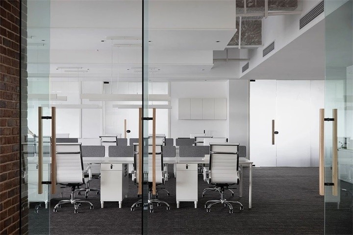 徐匯辦公室裝潢550平律師事務所設計方案-第2張圖片-上海古都建筑設計集團 徐匯辦公室裝潢550平律師事務所設計方案-第2張圖片-上海古都建筑設計集團